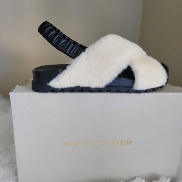 Marc Fisher Women's Faux Fur Cross Band Slide Sandals Rubber Sole 7M - Picture 3 of 8